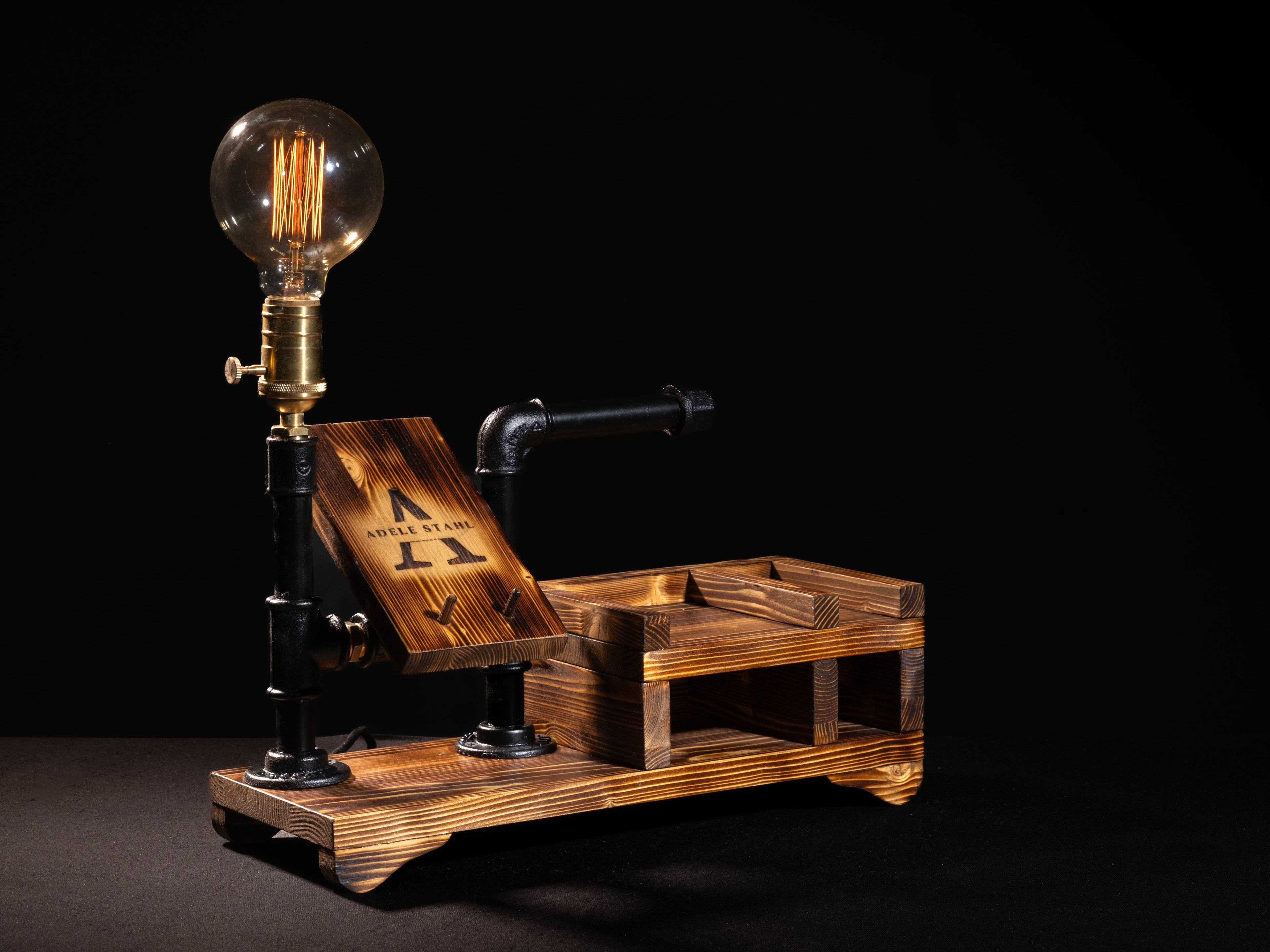 ADELE'S. Organizatör Gece Lambası