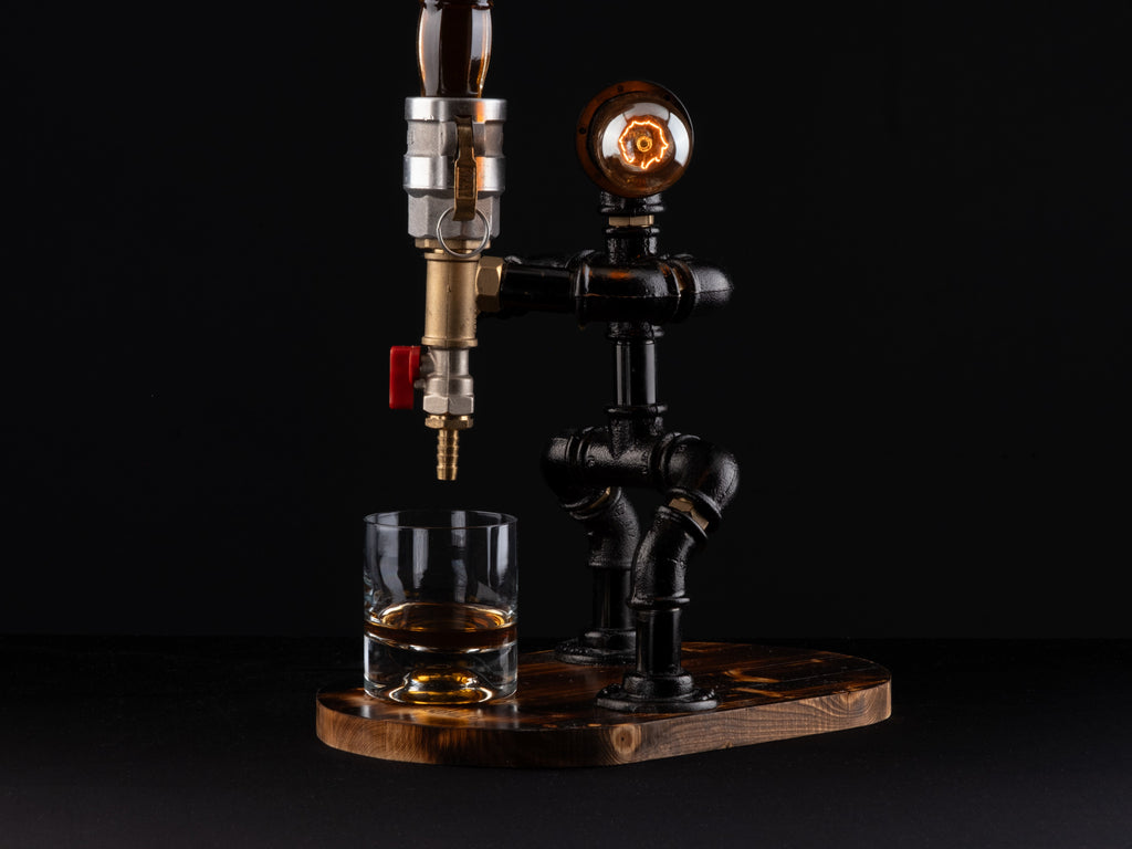 BEYZBOLCU. Lampenser İçki Çeşmesi