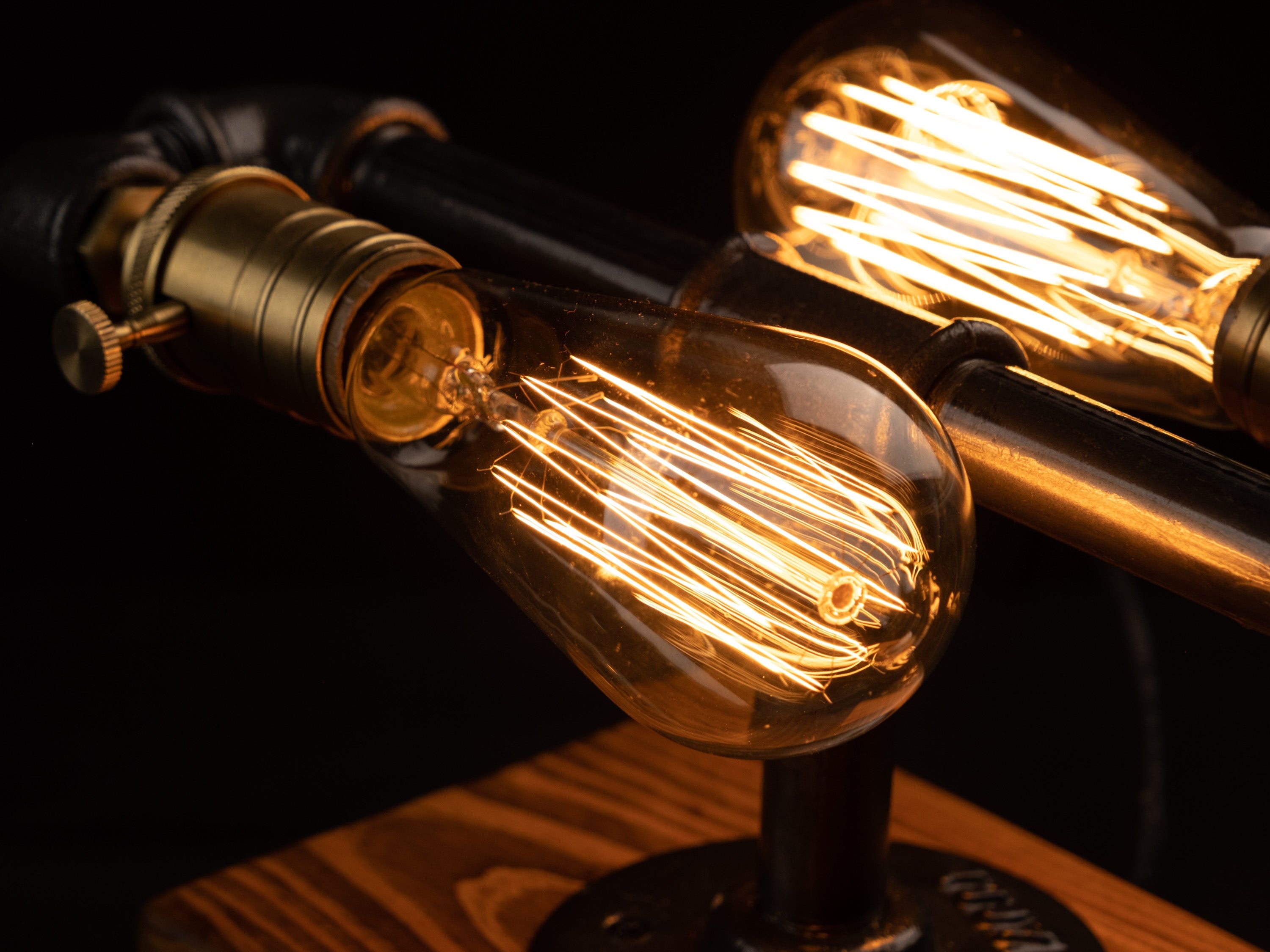 KIVRIM. Gece Lambası