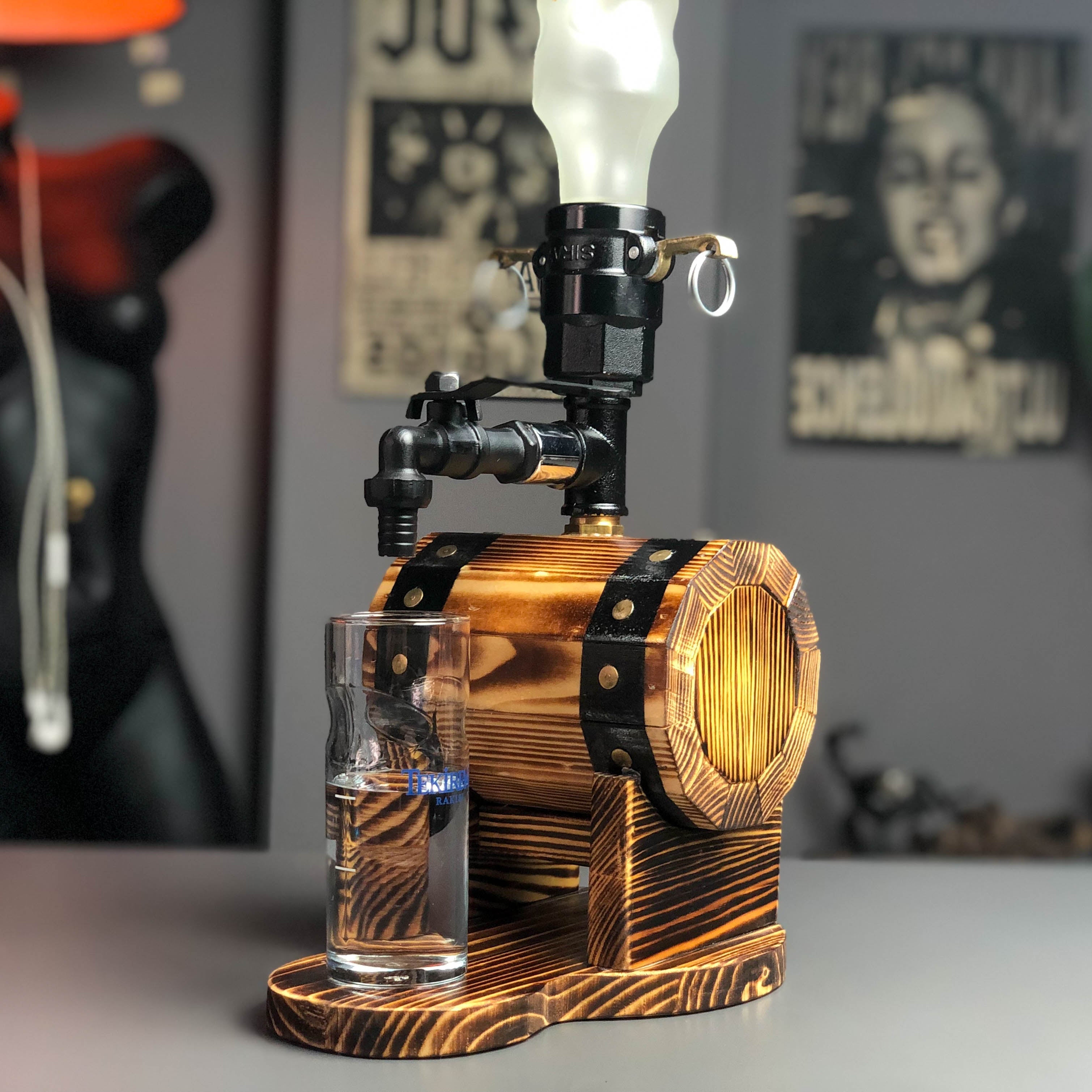 FIÇI. Kişiye Özel Ahşap İçki Çeşmesi