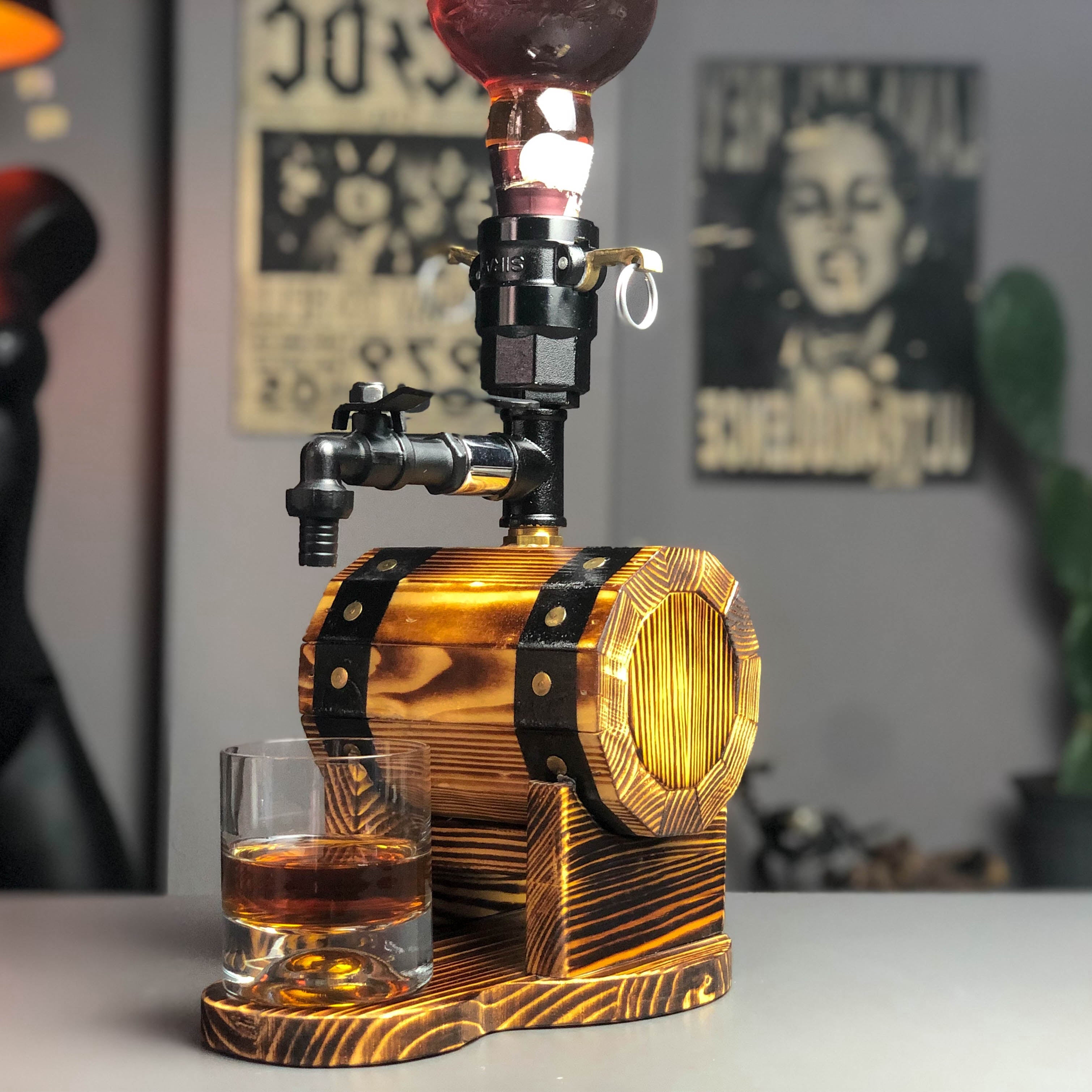 FIÇI. Kişiye Özel Ahşap İçki Çeşmesi