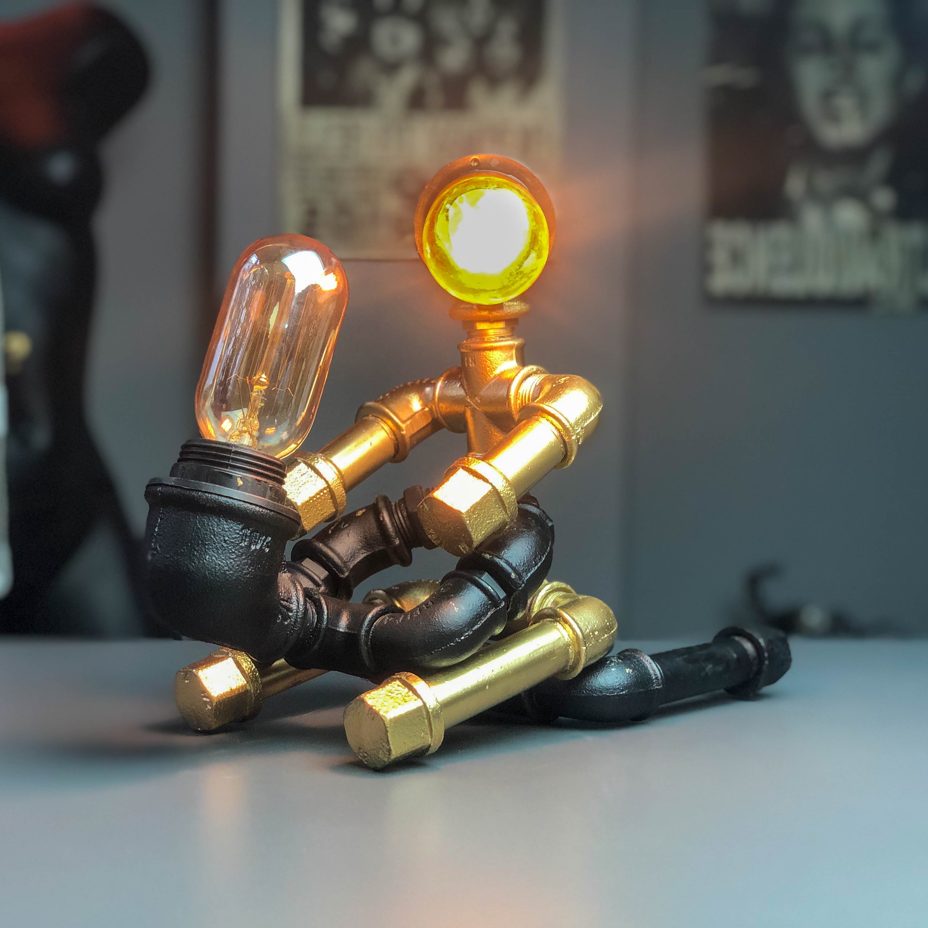 KOVBOY KIZ. Gece Lambası | Kama Sutra