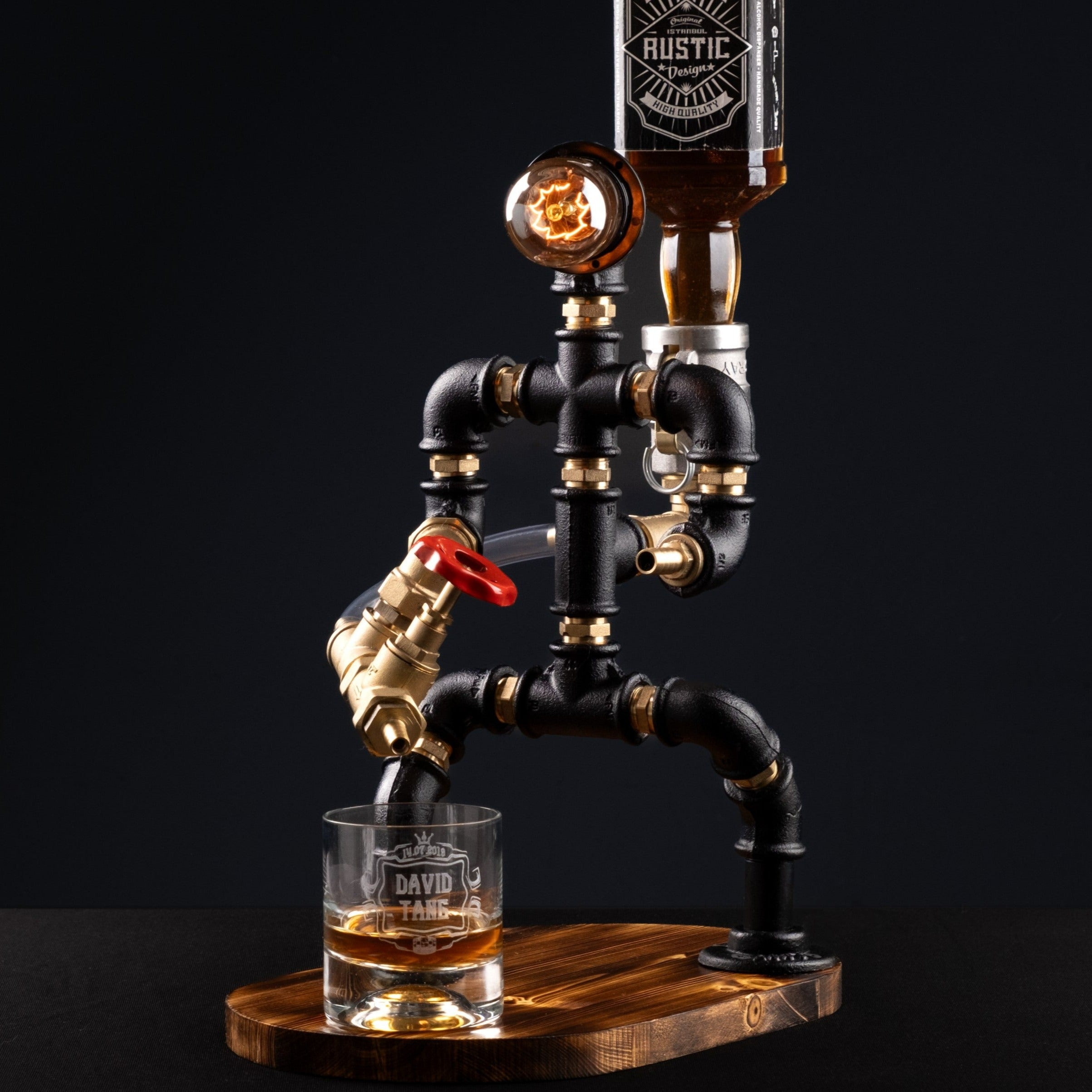 İTFAİYECİ. Lampenser İçki Çeşmesi