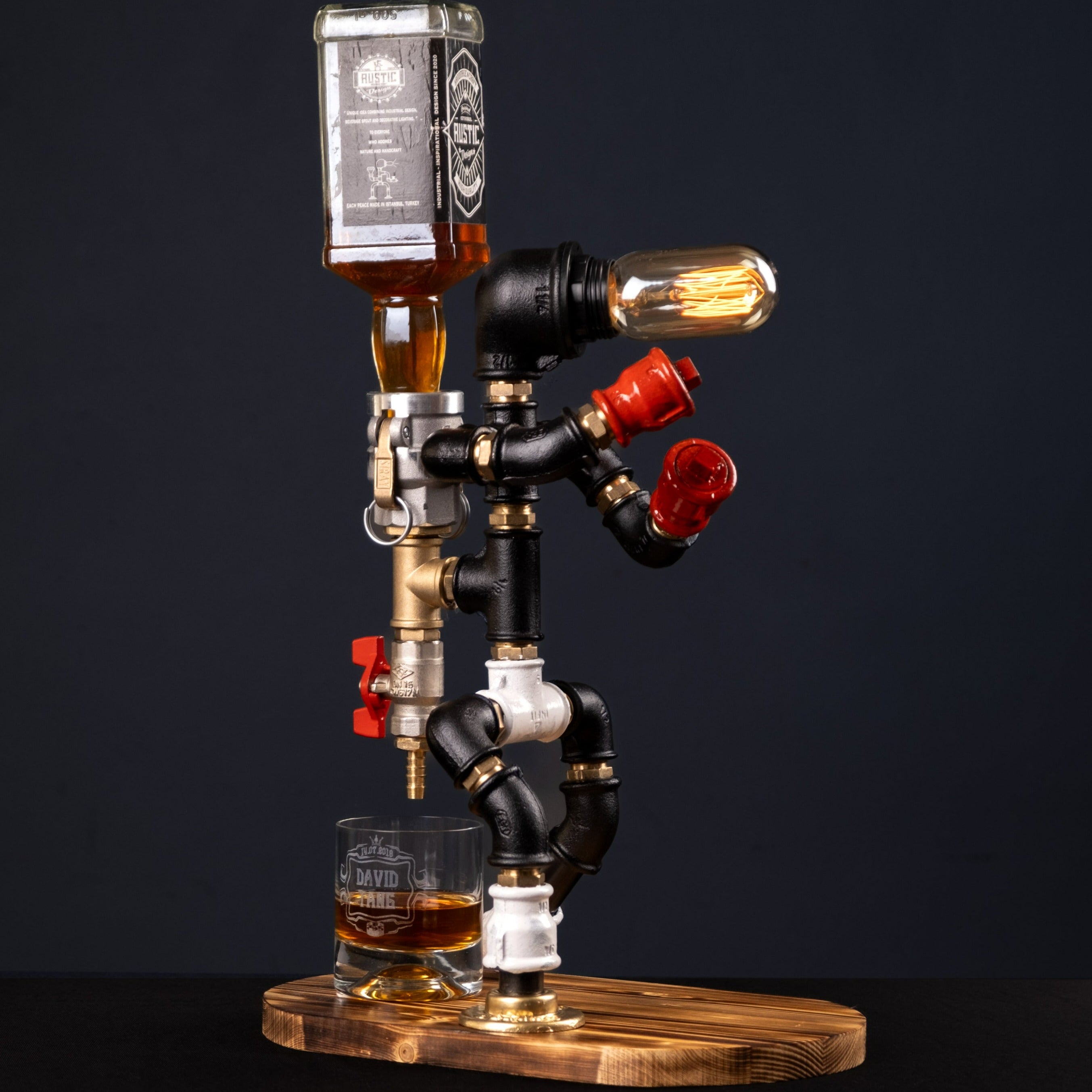 MUHAMMED ALİ. Lampenser İçki Çeşmesi