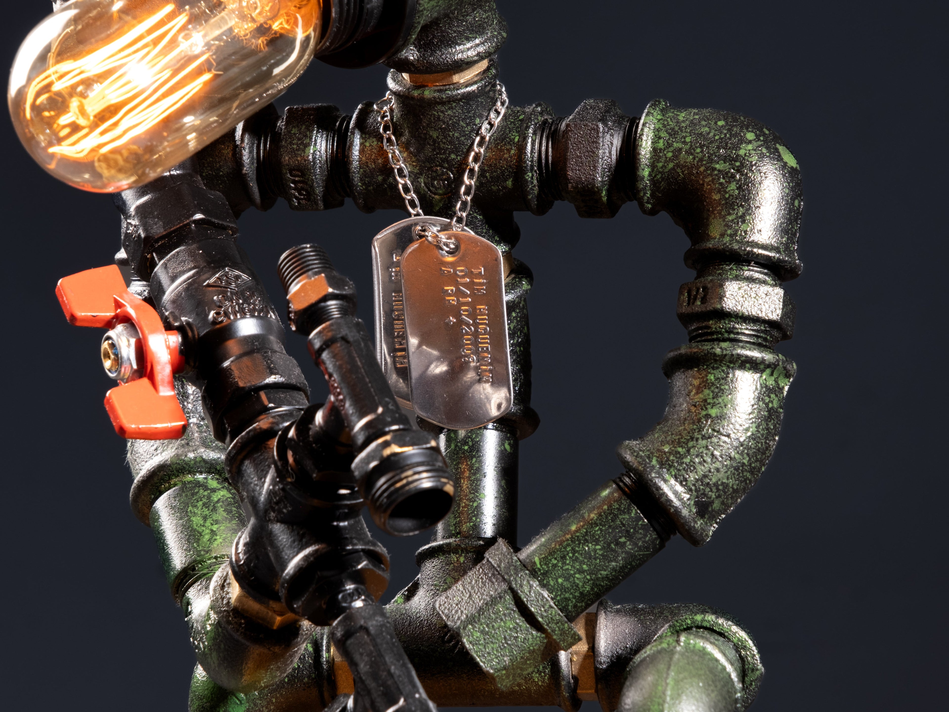 Sniper Lampenser. Kişiselleştirilebilir Künye