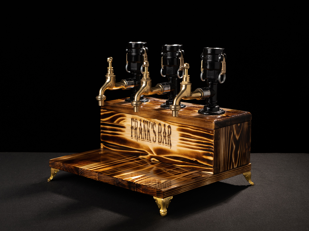 DEFİNE. Kişiye Özel Ahşap İçki Çeşmesi